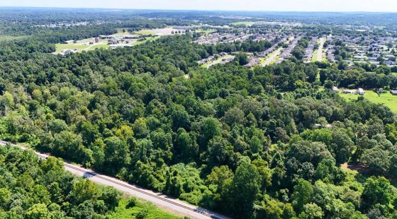 4.40 Wooded Acres Set in Tuscaloosa, Alabama with Creek, Utilities, & Safe Family Cul-de-Sac Living in Tuscaloosa County, AL