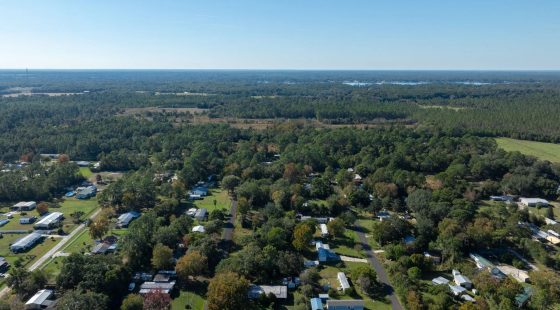Florida Homesite Opportunity - 0.4 Acres in Crescent City, Water Nearby in Putnam County, FL