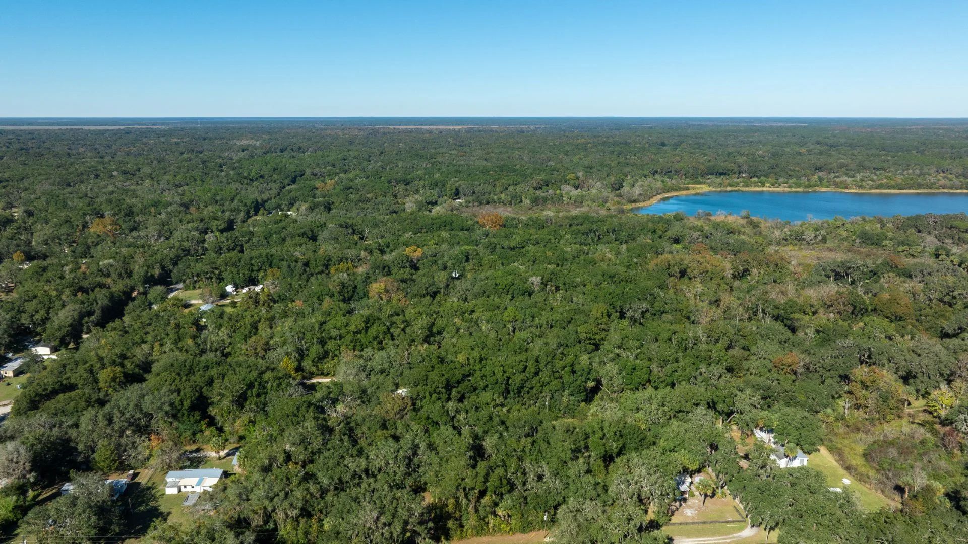 0.38 Acre Citra FL Property – Proximity to Gainesville and US-301 for Easy Access in Marion County, FL
